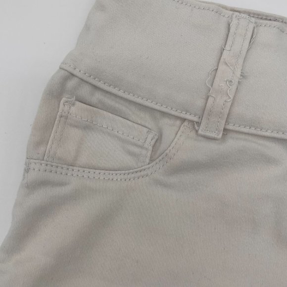 🥀 Women's / Junior White High Rise Shorts Size 7/28 - Picture 8 of 10